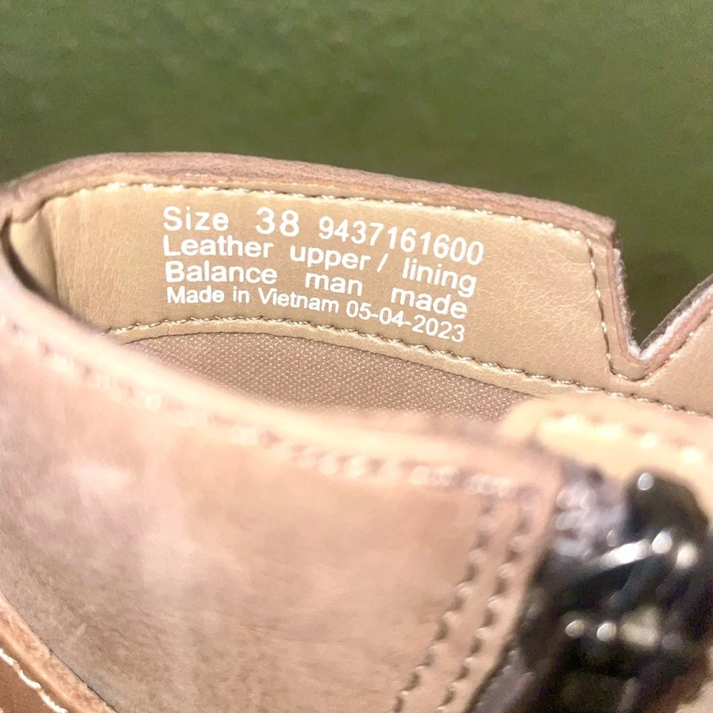 🆕Dansko Women Ankle Boots Brook Nubuck Taupe Burnished  7-7.5/38  $184 - Picture 14 of 15